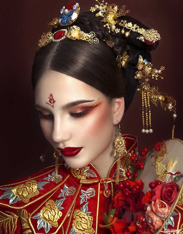 天姿美容美發(fā)化妝美睫美甲半永久技能培訓(xùn)學(xué)校