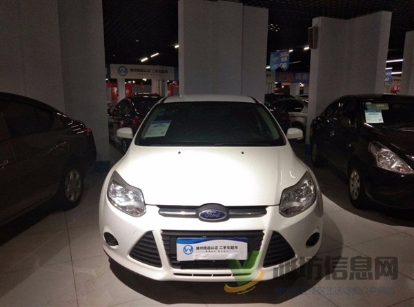 福特 福克斯三廂 2012款 三廂 1.6L 手動舒適型