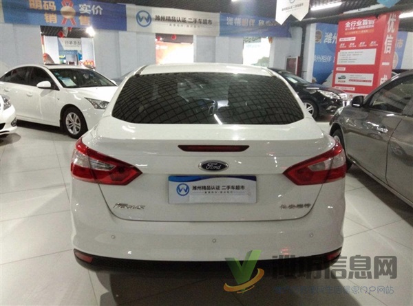 福特 福克斯三廂 2012款 三廂 1.6L 手動舒適型