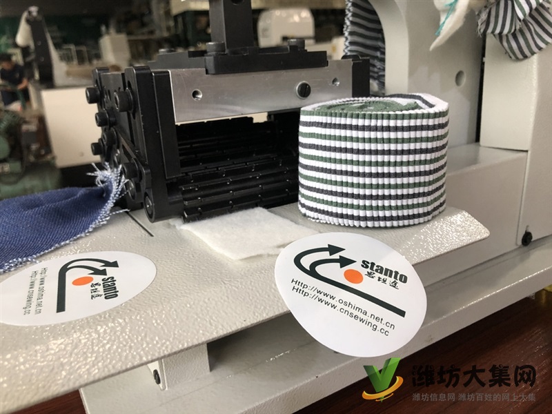 抽褶機對外加工、仿手工穿線抽縐加工、學士服、牧師服、律師服槽袍、道袍、喇嘛服后背袖子抽褶加工