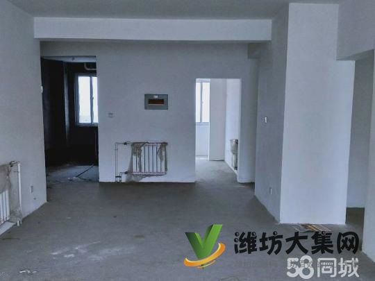 急售,中央世家3室2廳2衛(wèi),雙陽臺(tái),超大平臺(tái)、外置閣樓!