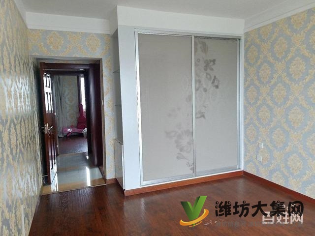 市北區(qū)好房 頂層復式 230平 六室四廳三衛(wèi)精裝未