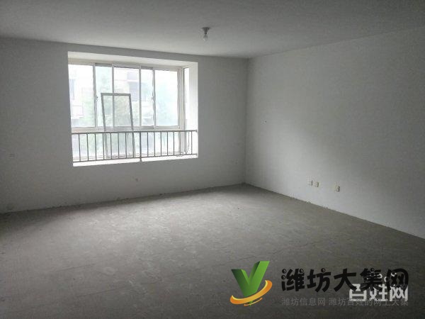 翠湖美墅對面天潤淺水灣多層二樓帶地下室 四居室毛坯