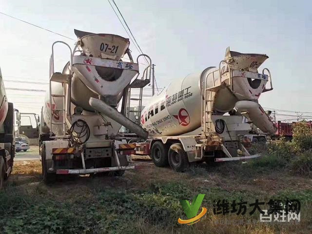 出售17年二手豪沃?jǐn)嚢柢?chē) 大14方 后八輪 國(guó)五