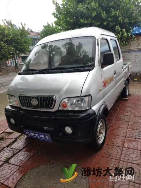 電動雙排四輪貨車四輪油電兩用的，轉讓