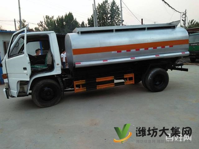 不上戶工地專業(yè)流動(dòng)加油車|鄉(xiāng)鎮(zhèn)不上戶專用灑水車二手