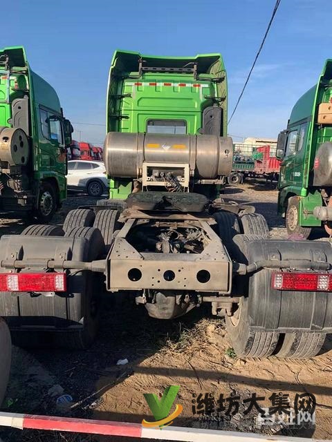 售國五400馬力二手德龍X3000牽引車 輕量化版