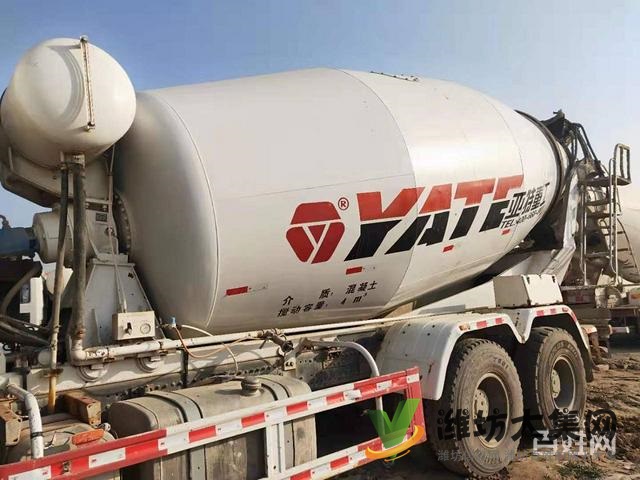 出售17年國(guó)五二手豪沃?jǐn)嚢柢?大14方 后八輪