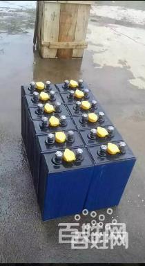 電動(dòng)叉車,電動(dòng)拖車電瓶更換