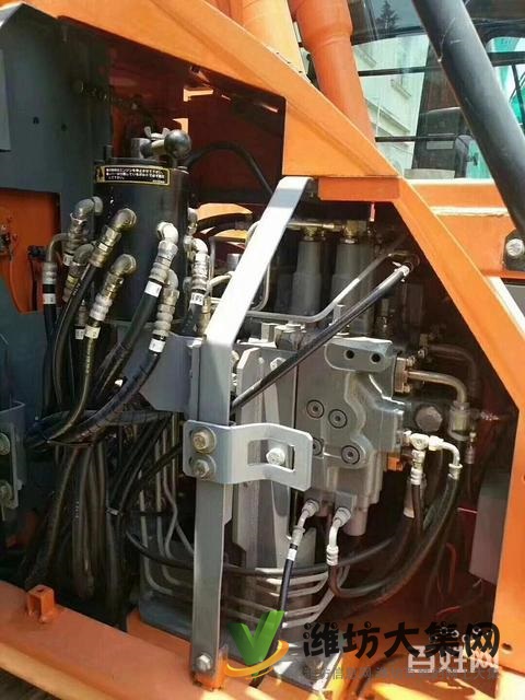 日立135原版車況二手挖掘機(jī)性能免檢價(jià)格便宜