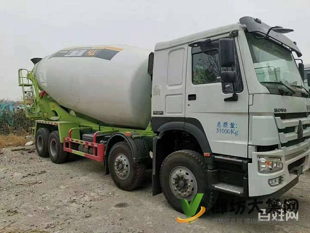 出售19年庫存全新大20方國五豪沃攪拌車 豪沃底盤