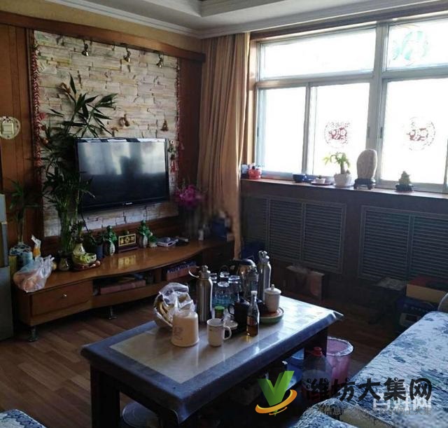 新華單位房交運小區五樓帶外置閣樓精裝三室朝陽即買即