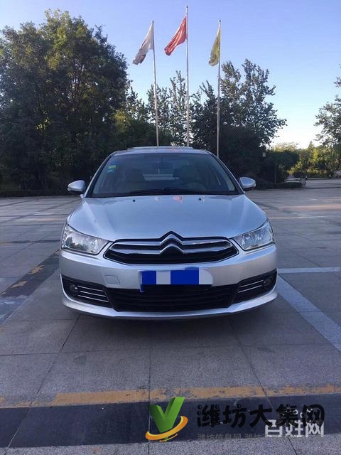 個人一手12年7?自動擋，精品雪鐵龍新世嘉，