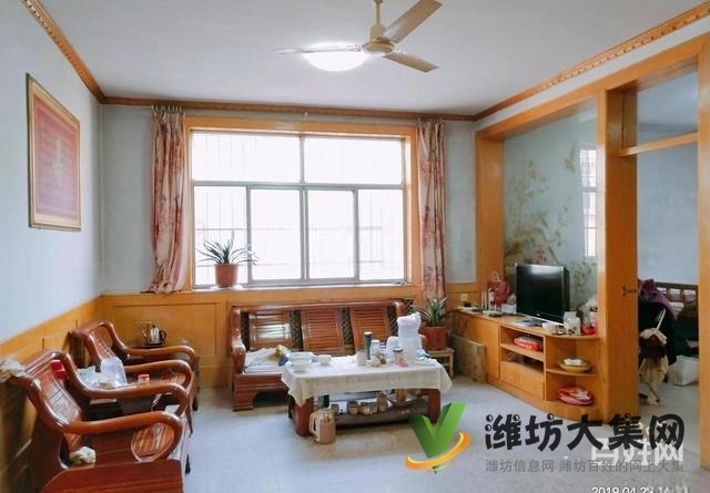 中學(xué)街局長(zhǎng)樓水利局宿舍2樓134平3明客廳北向?qū)嶋H