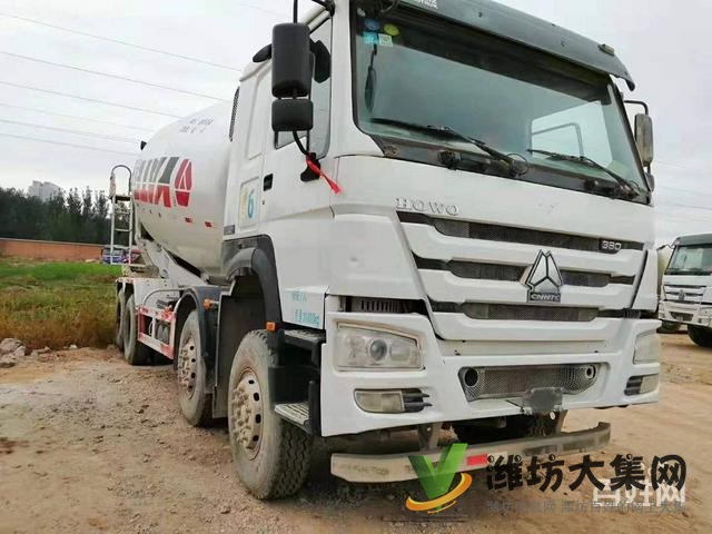 出售17年國五二手豪沃?jǐn)嚢柢?大20方 前四后八輪