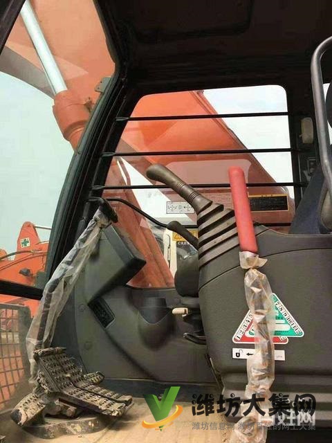 想買二手進(jìn)口原裝直噴挖掘機(jī),日立240-3G看過來