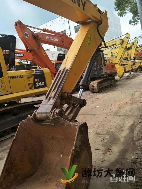 三一215二手挖掘機原版車況性能強勁物美價廉