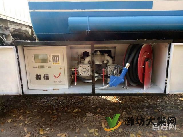 定做二手各種品牌流動加油車油罐車全國可運輸價格優惠