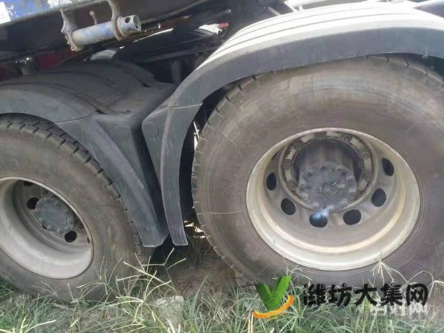 18年6月二手解放J6p牽引車 500馬力雙驅(qū)輕體