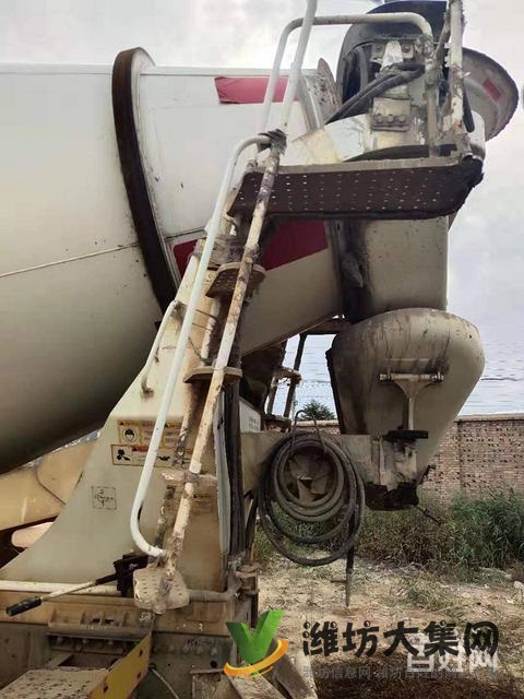 二手豪沃?jǐn)嚢柢?大12方 后八輪 340馬力 國(guó)五