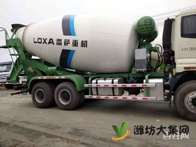 庫(kù)存歐曼攪拌車出售 大14方 后八輪 375馬力