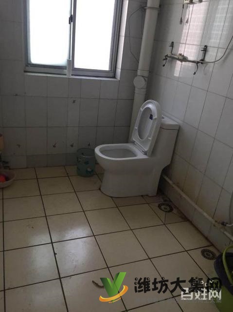 虞河畔 東泰花園多層116平方 三室朝陽(yáng) 只要60