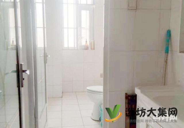 虞河生活城北金鼎華府108平3室精裝帶地下室出稅首