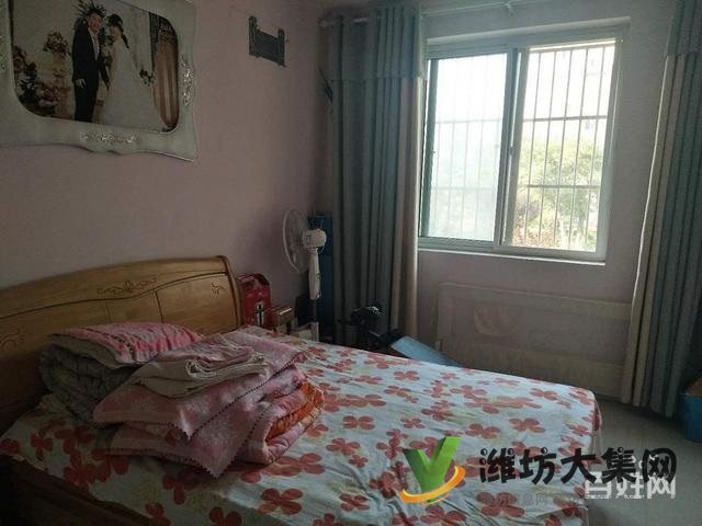 總價低,經濟實惠,佳樂家旁好房