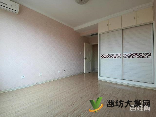 虞河畔植物園近寶通6號(hào)多層電梯洋房3室2廳2衛(wèi)急售火急急新惠