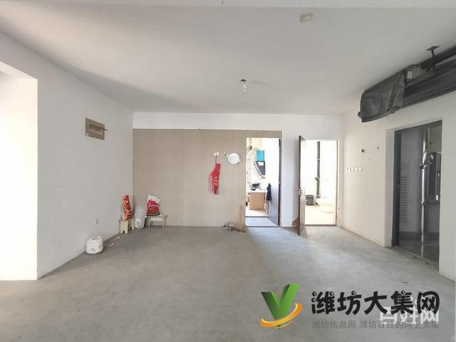 東方太陽(yáng)城電梯房大H戶型150平120萬(wàn)車位10萬(wàn)