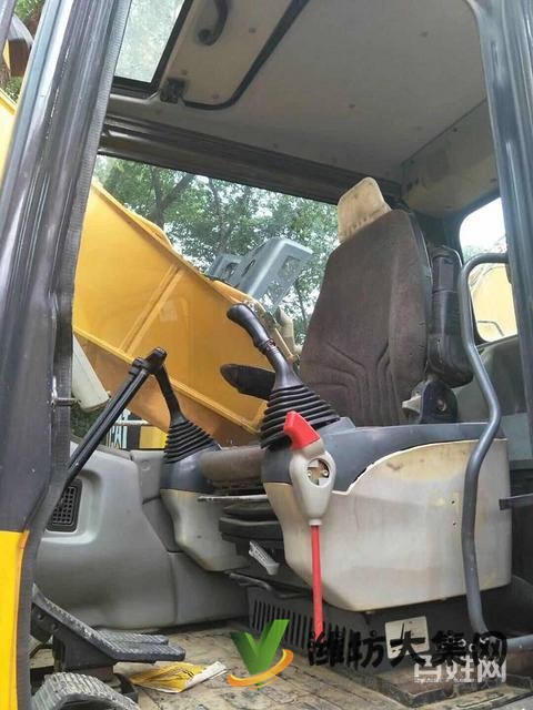 三一215二手挖掘機原版車況性能強勁物美價廉