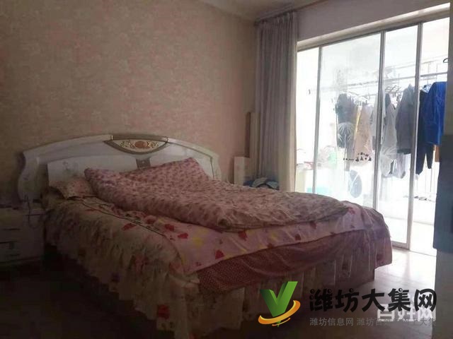 奎文區白浪河畔 泰華近萬達西 世紀花苑145平65