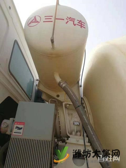 轉(zhuǎn)讓18年二手豪沃?jǐn)嚢柢?大12方 后八輪 國五