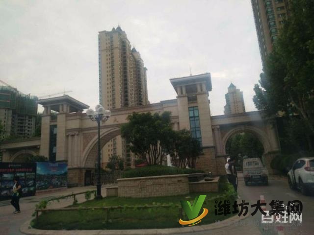 大觀天下近 市府東南精裝大四室全景觀湖 采光好價格