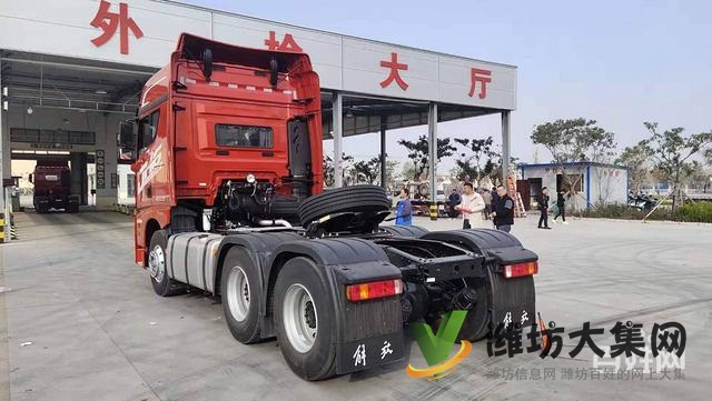 19款解放JH6牽引車 國(guó)五雙驅(qū)輕體 550馬力