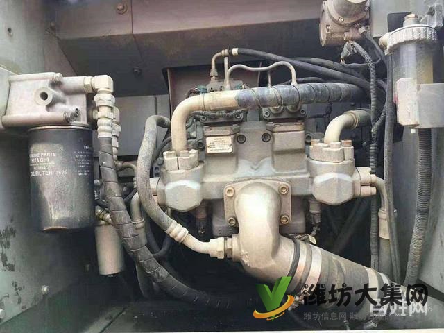 想買二手進(jìn)口原裝直噴挖掘機(jī),日立240-3G看過來