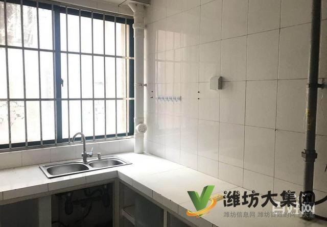 健康街濰州佳樂家近 領秀華城 97平兩室兩廳 無稅