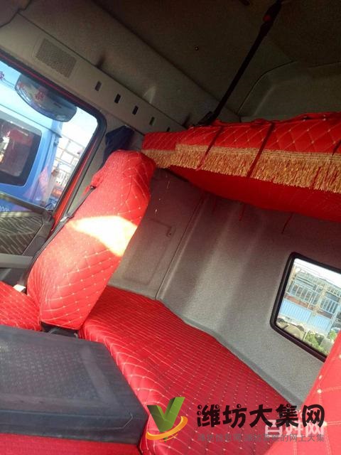 17年二手一汽解放牽引車國五雙驅(qū)輕體420馬力