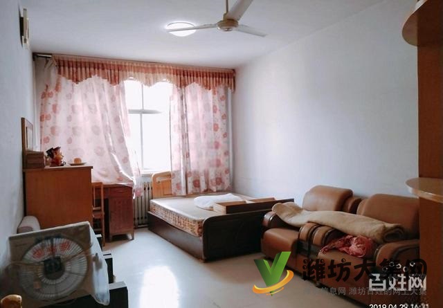 中學(xué)街局長(zhǎng)樓水利局宿舍2樓134平3明客廳北向?qū)嶋H