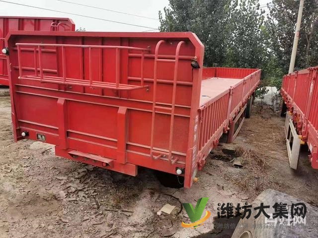 低價轉讓13米60高二手標箱側翻半掛車，原車手續，