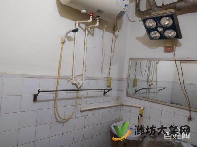 泰華萬(wàn)達(dá)近葦灣小區(qū)經(jīng)典2室,家電家具齊全,拎包入住。