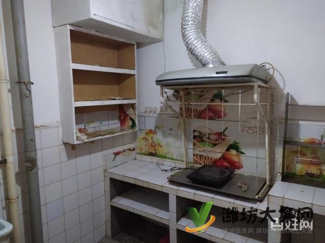 泰華萬(wàn)達(dá)近葦灣小區(qū)經(jīng)典2室,家電家具齊全,拎包入住。