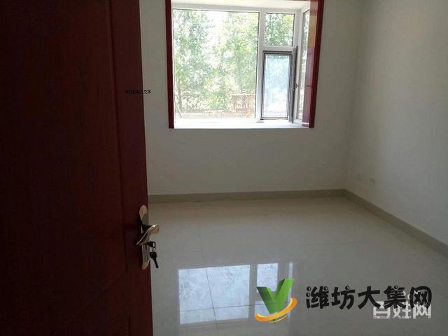 華都頤年園2樓精裝沒住過。三室配家具。雙氣供暖/1