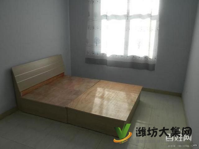 萬(wàn)達(dá) 泰華近 3室1廳1衛(wèi)拎包入住