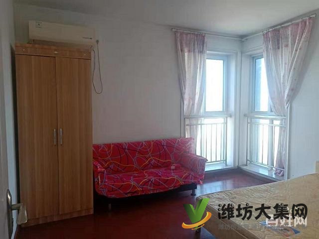 新佳樂家 天下客 精裝修兩室一廳家具家電拎包入住