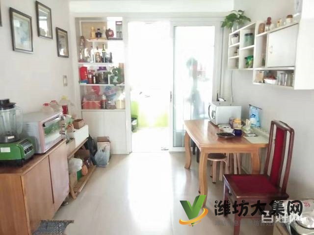 急售!急售!領世新城好房子 帶車位倉庫!交通便利