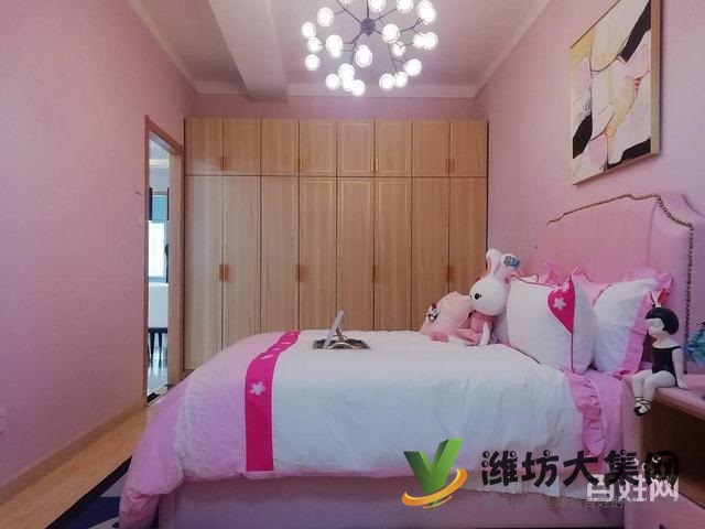 福樂多對面三友翡翠城精裝修三房兩廳家電家具齊全僅租12085