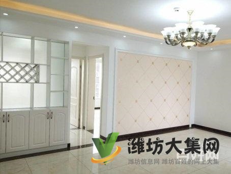 新一中300米,外國(guó)語200米,現(xiàn)房精裝未住,送超大儲(chǔ)藏室