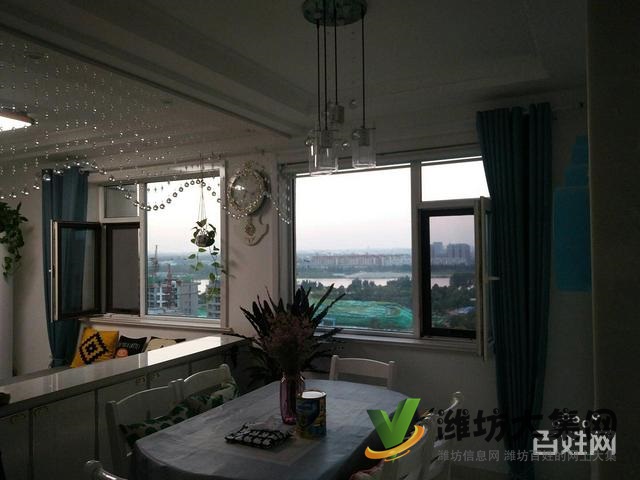 江山一品,豪華裝修,三室兩廳,送大倉(cāng)庫(kù),僅售61.