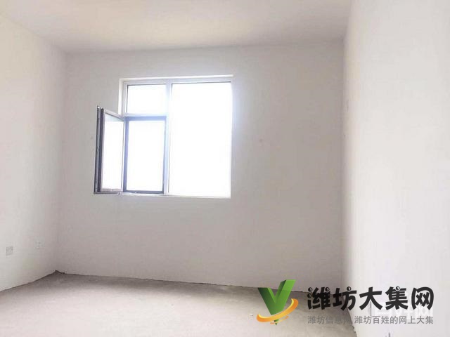 特價(jià)房!首付僅需10萬 濰城區(qū)政府旁電梯洋房134